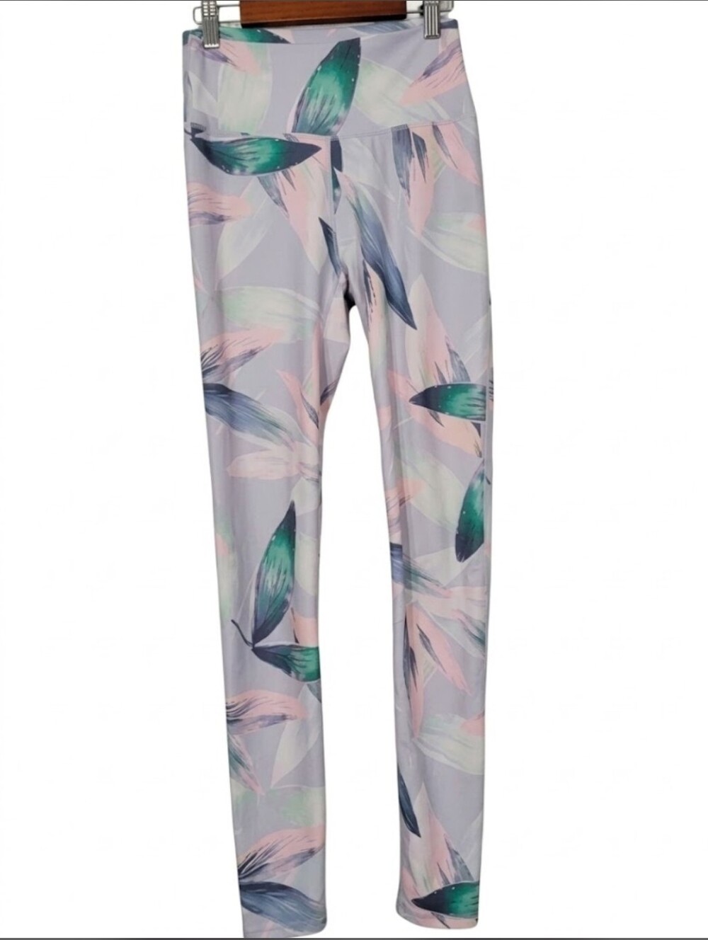 Fabletics‎ floral printed leggings